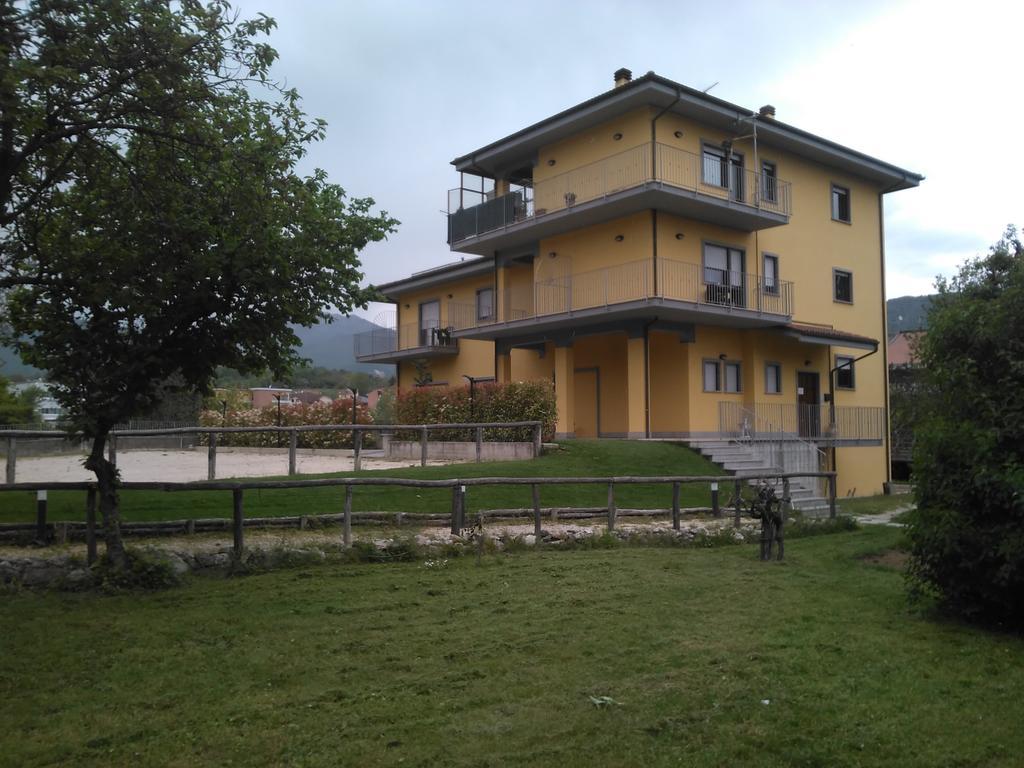 Il Boscaiolo Affittacamere Preturo Exterior foto